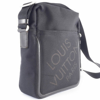 Louis Vuitton Men'S Citadin Damier Geant Shoulder Bag In Black Noir