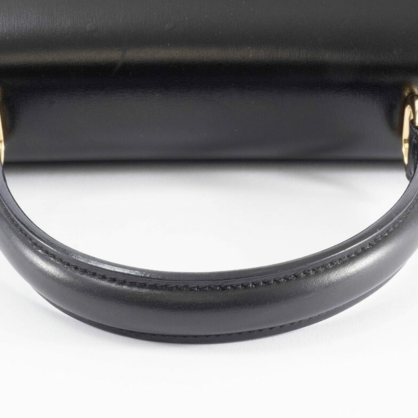Gucci Old Ladylock Bag In Black Leather