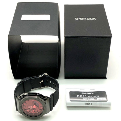 G-Shock Casio Gm-2100B-4A Metal Covered Watch With An Octagonal Case