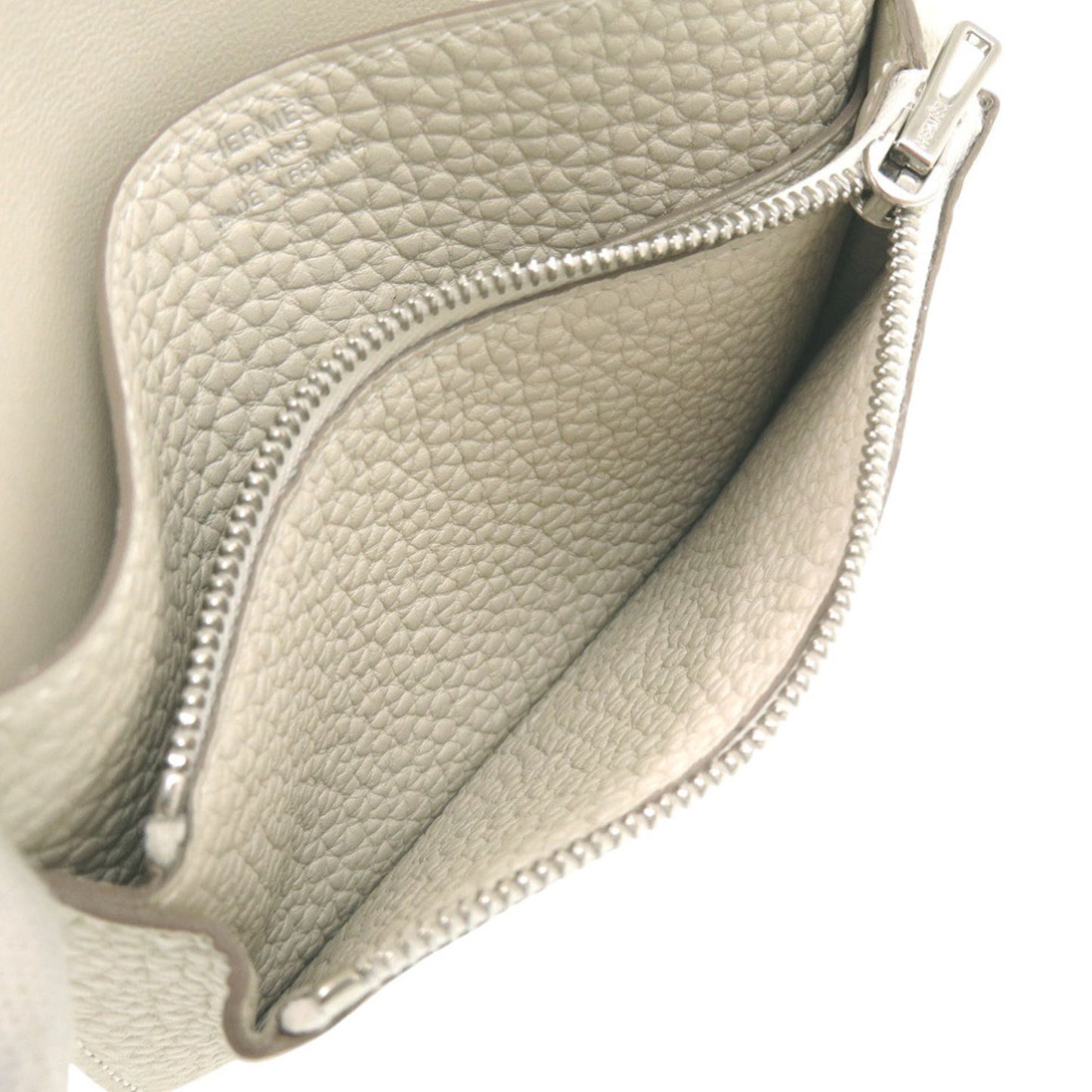 Unused Herms Dogon Compact Taurillon Clemence Beton Bifold Wallet