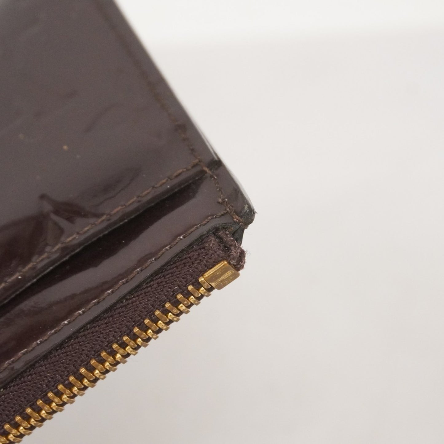 Louis Vuitton Vernis Pochette Cle Nm M93557 Amaranth