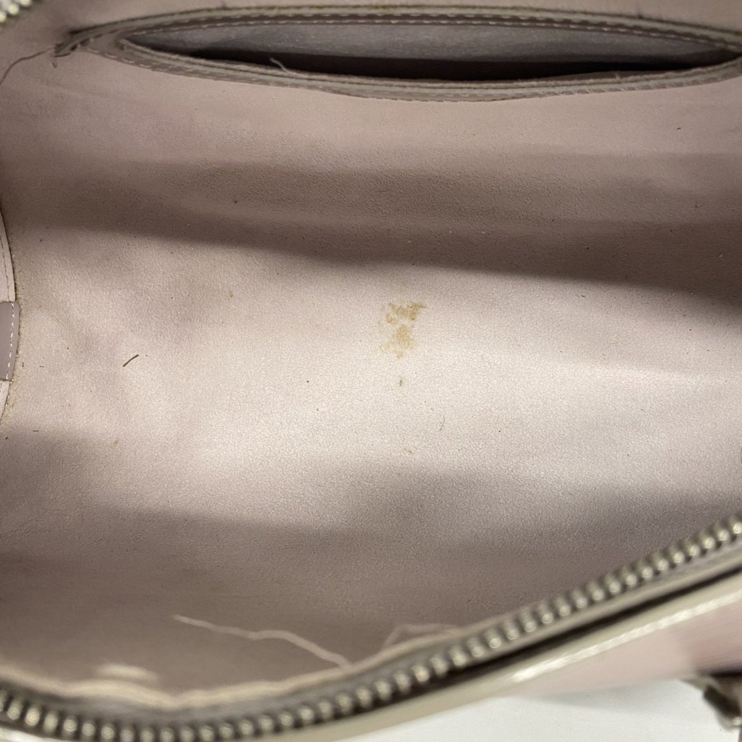 Louis Vuitton Epi Soufflot Handbag M5222B Lila