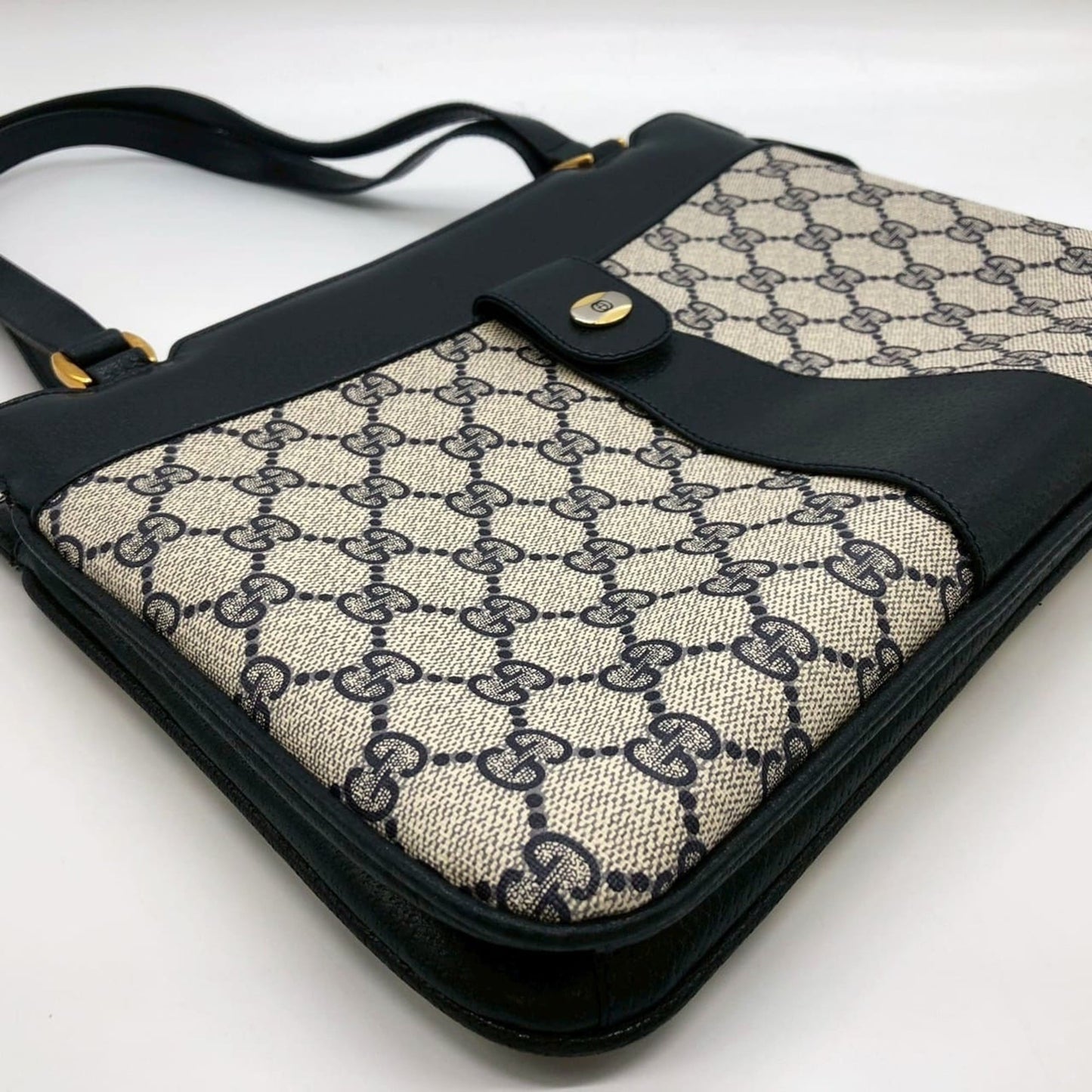 Shoulder Bag Gg Supreme - Gucci Handbag