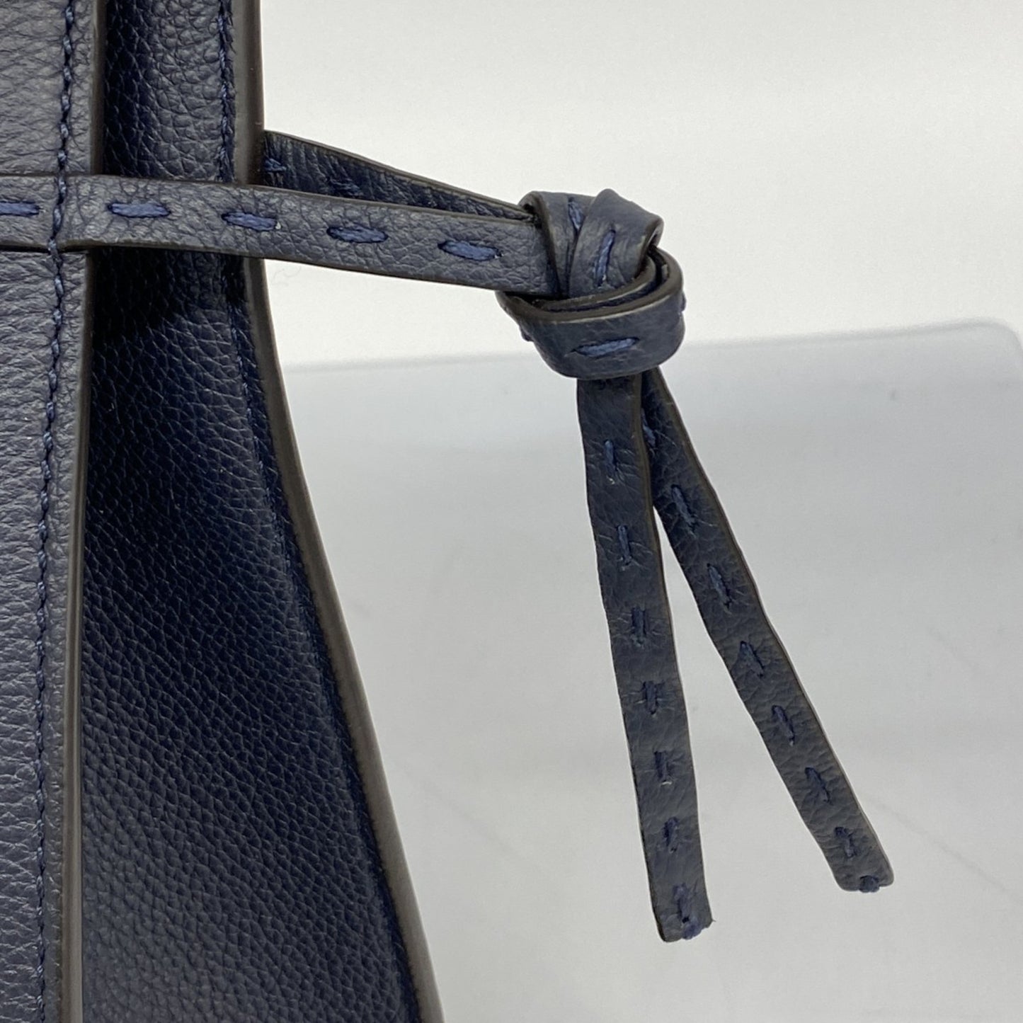 Fendi Roma Go To Leather Handbag In Navy