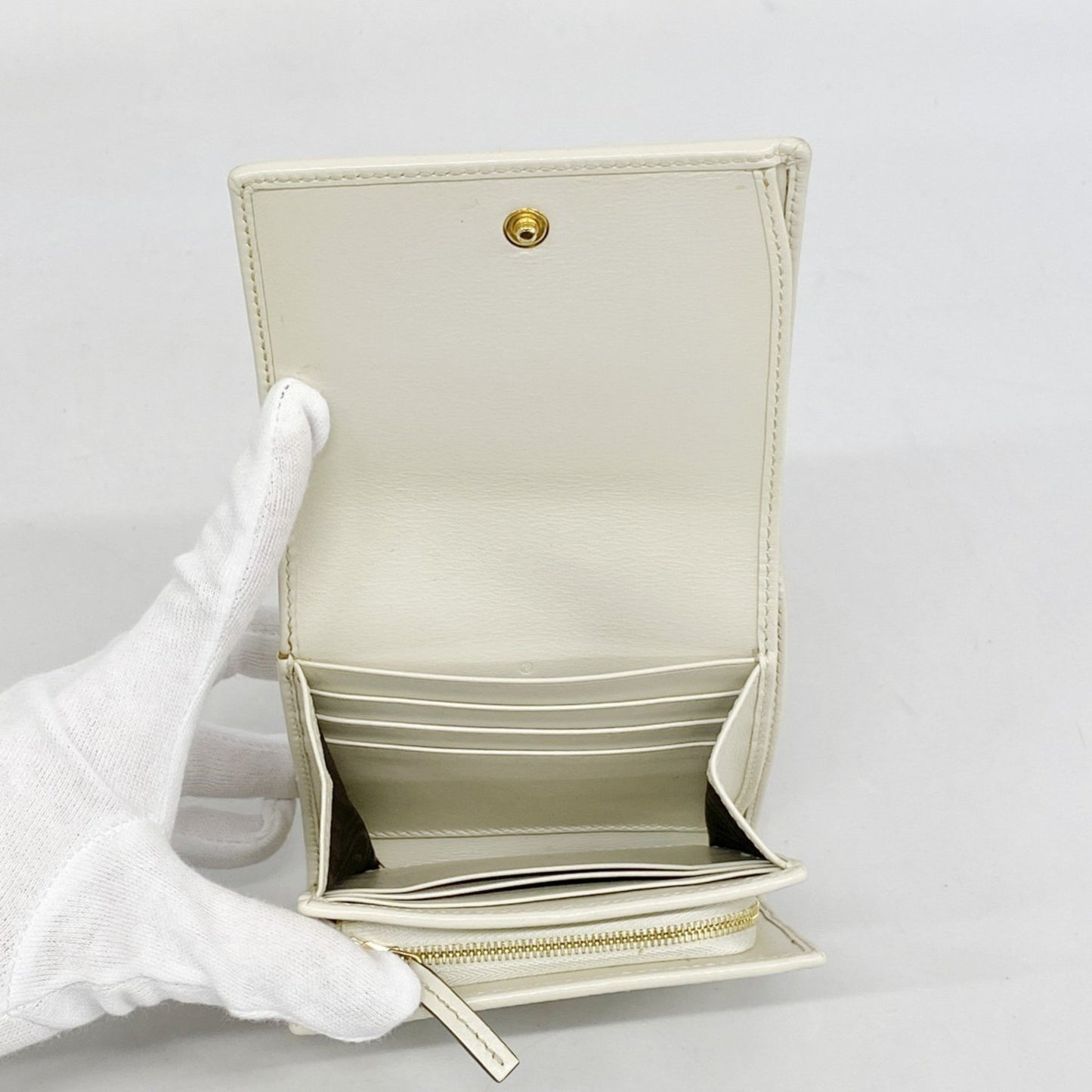 Gucci Horsebit Wallet 621891 Leather White