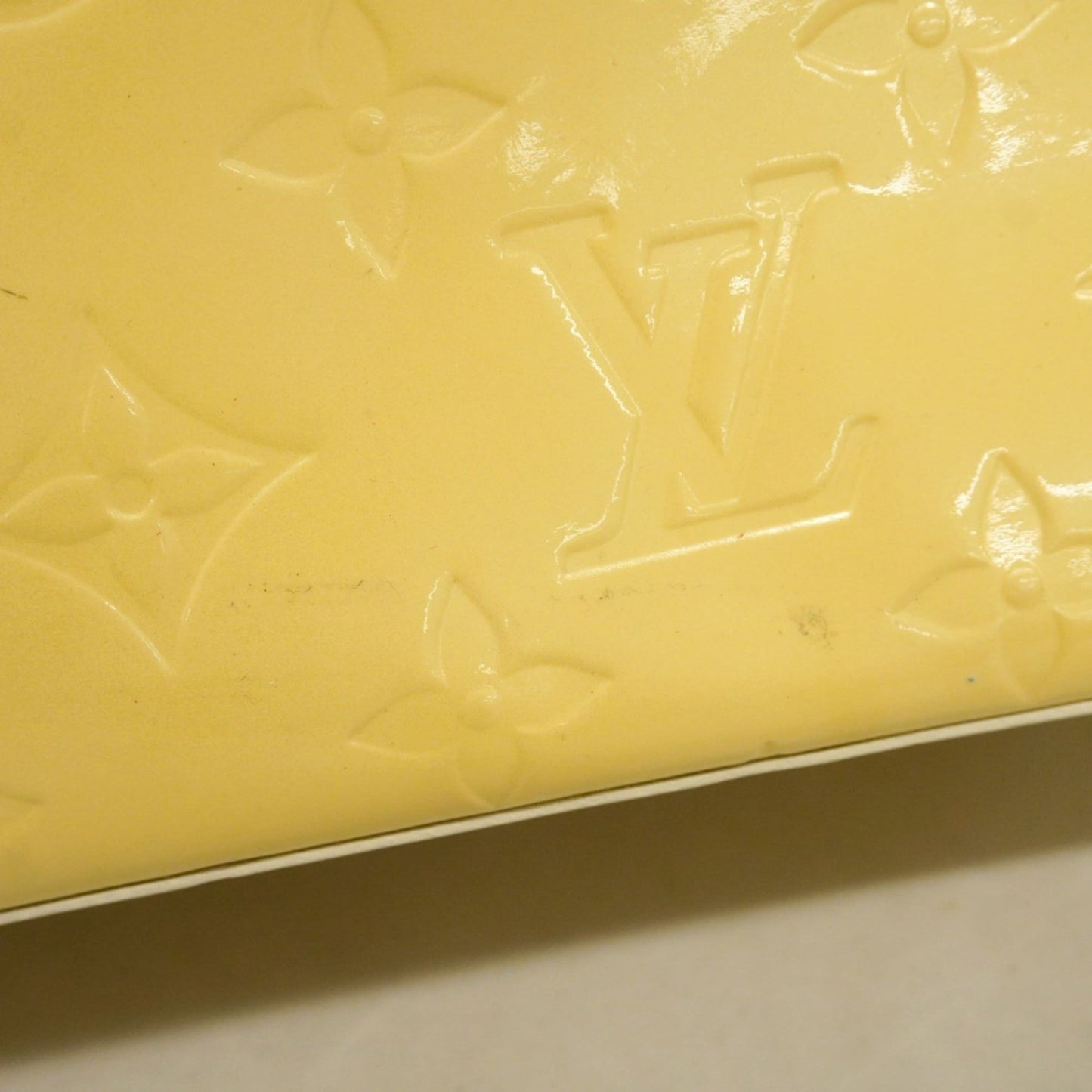 Louis Vuitton Vernis Reed Pm Handbag M91336 Pearl