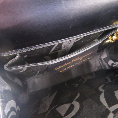 Salvatore Ferragamo Gancini Aq-212193 Leather Black Handbag 0608
