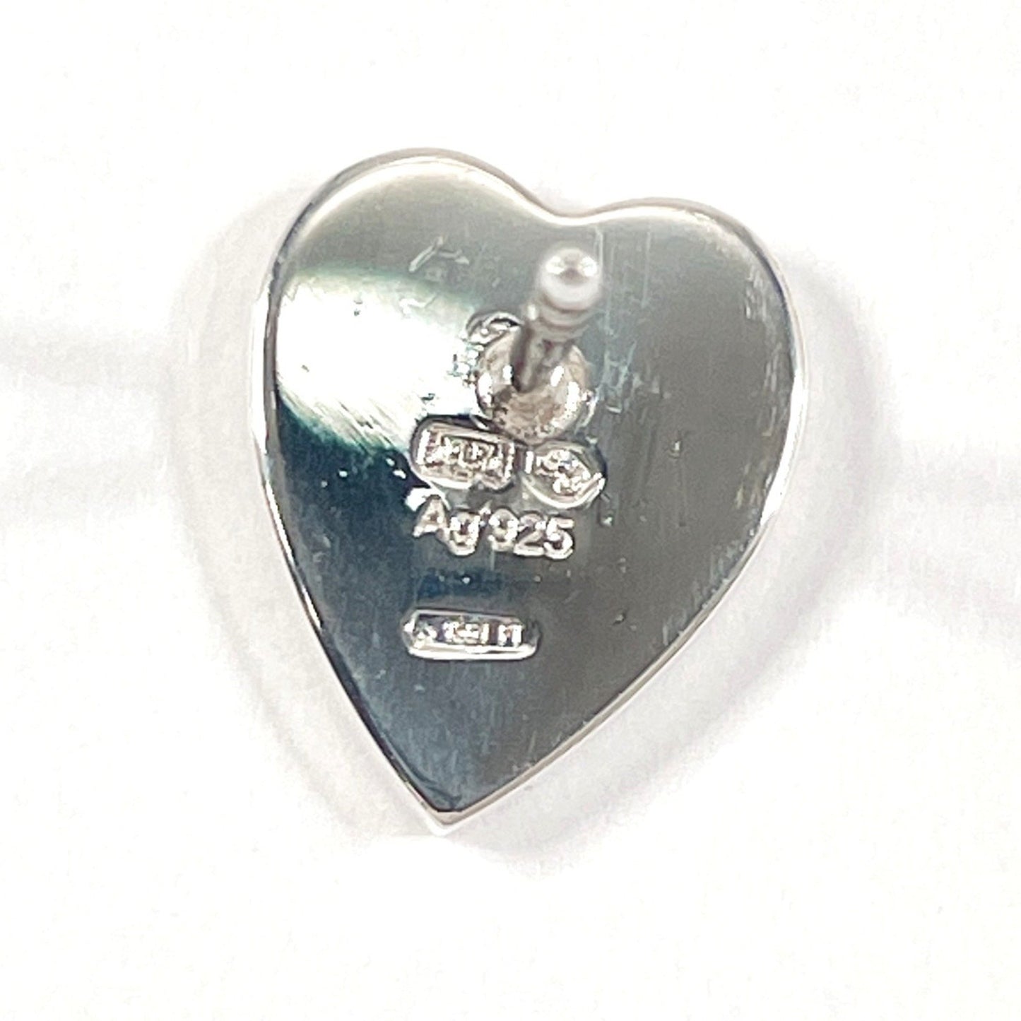 Gucci Trademark Heart Shape 223990 J8400 8106 Earrings