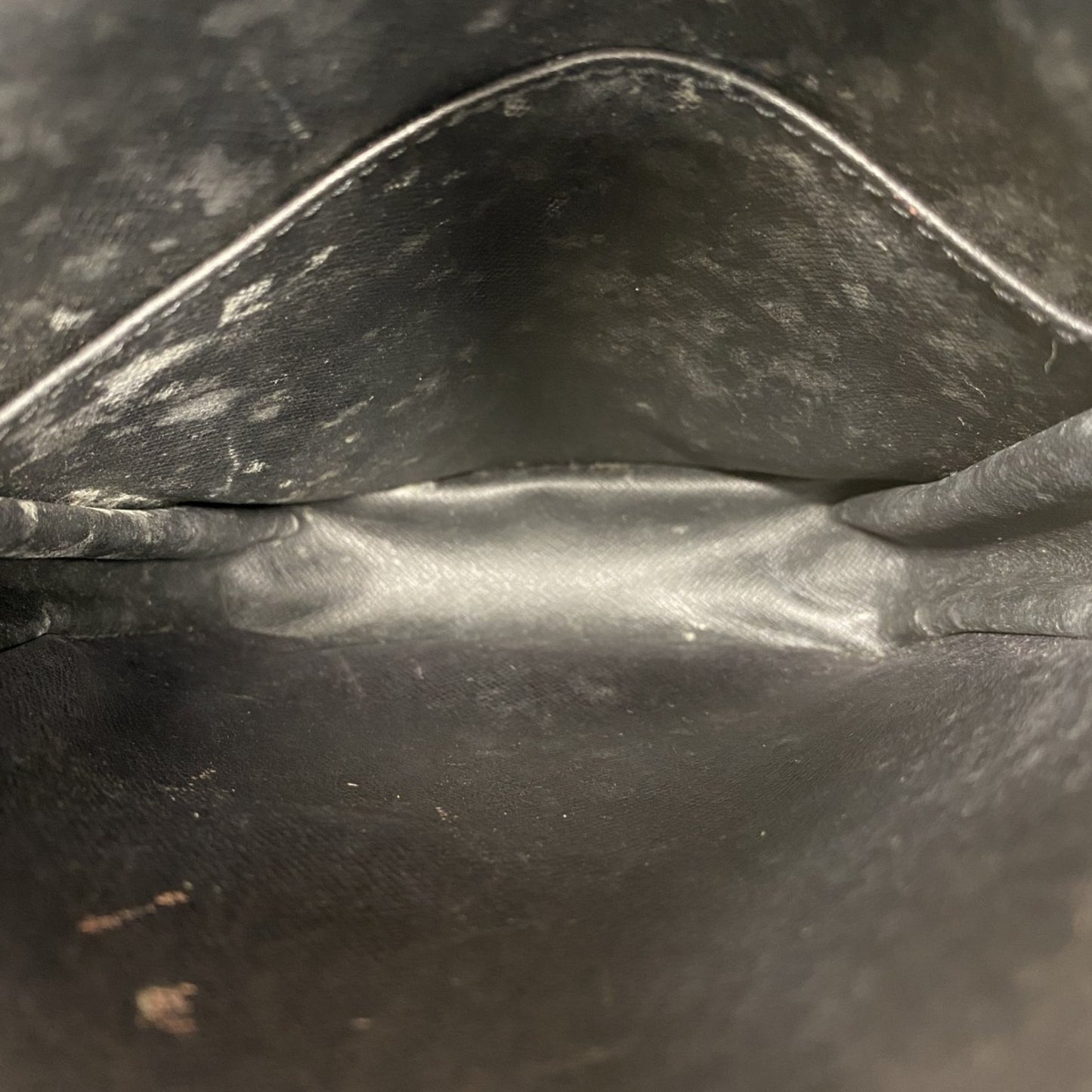 Louis Vuitton Epi Danube Shoulder Bag M45637 Castilian Red