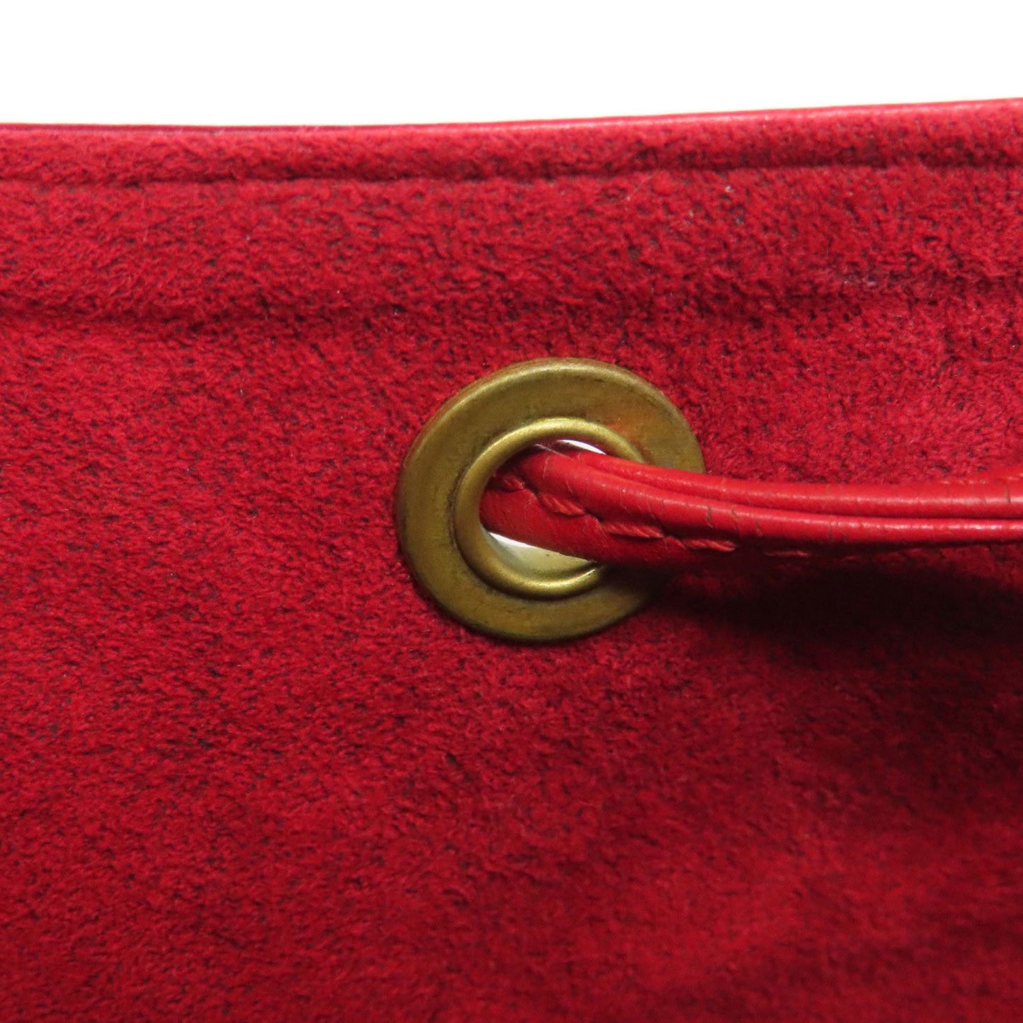 Louis Vuitton M59017 Petit Noe Shoulder Bag In Epi Leather