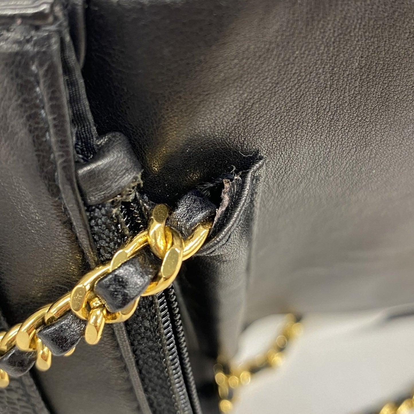 Chanel Shoulder Wallet Chain Caviar Skin Black