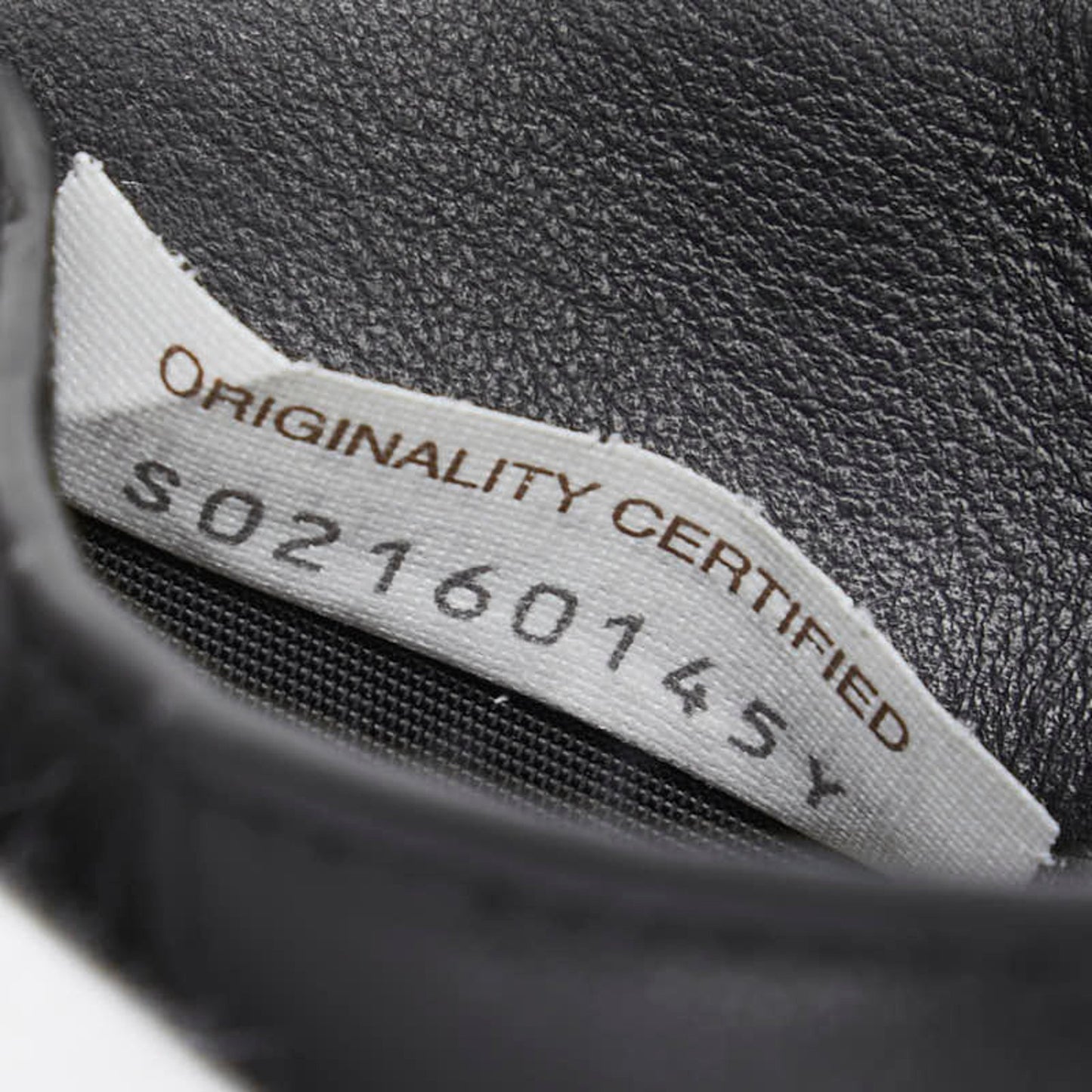 Bottega Veneta Intrecciato Passport Case In Black Leather