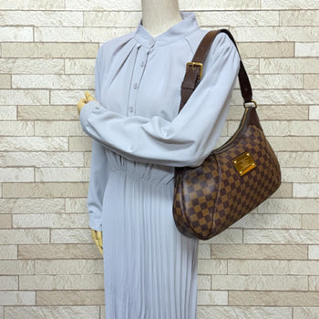 Louis Vuitton Thames Gm Damier Shoulder Bag Canvas N48181 Brown