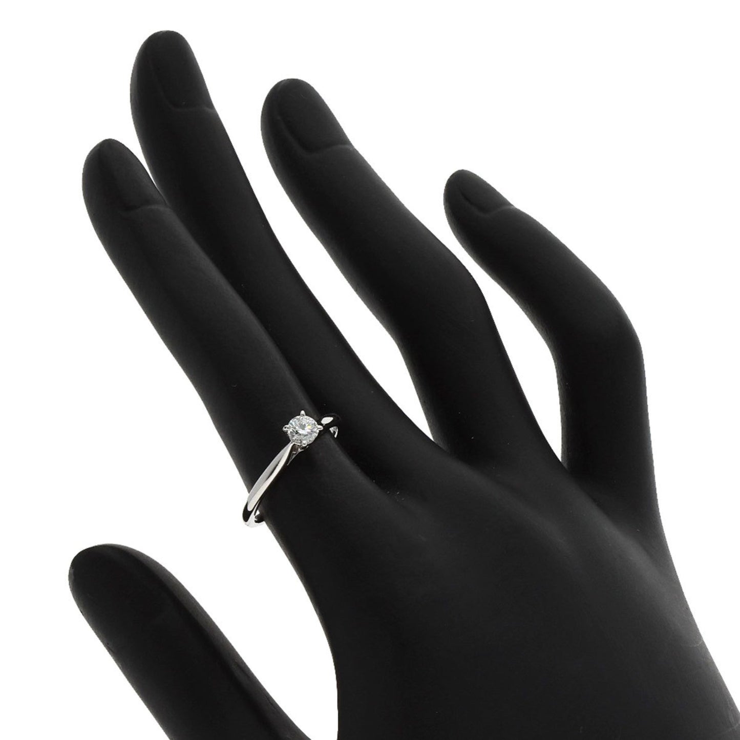 Cartier Solitaire Diamond Ring In Platinum Pt950