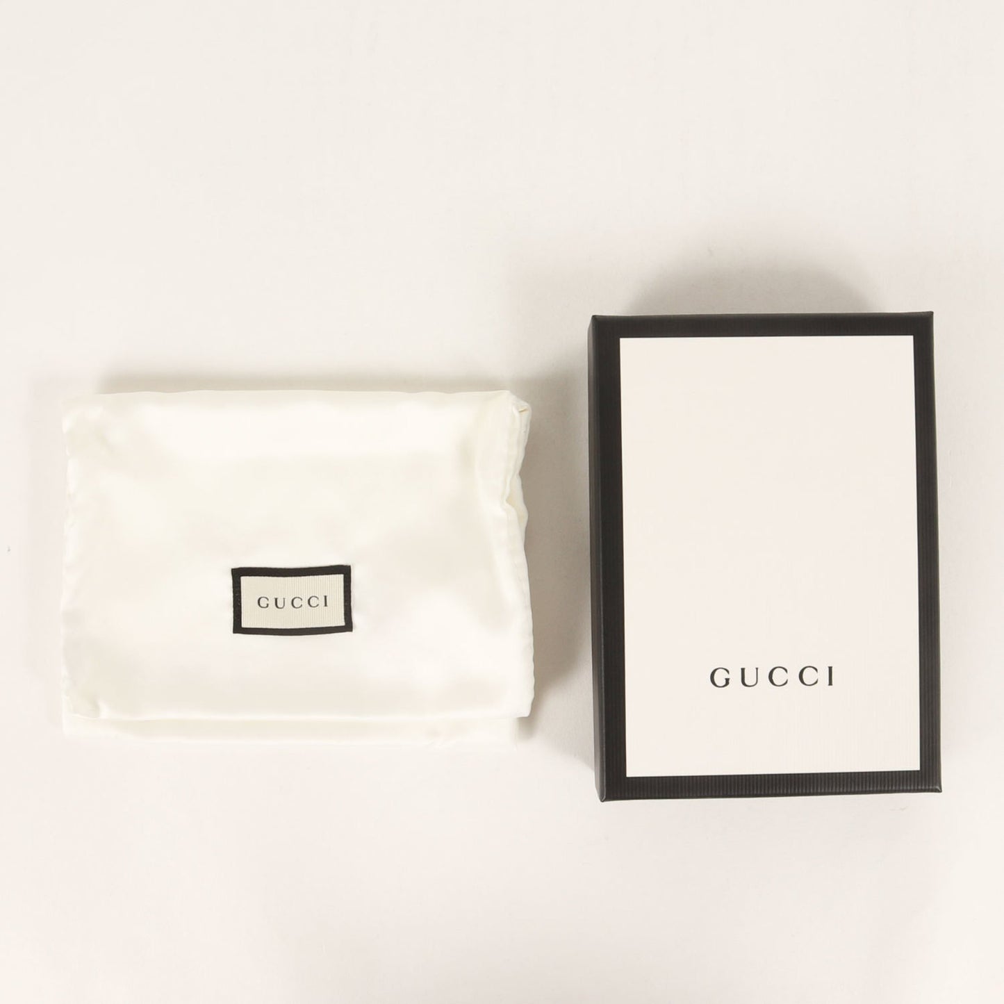 Gucci Leather Round Zip Card Case (496319) Black