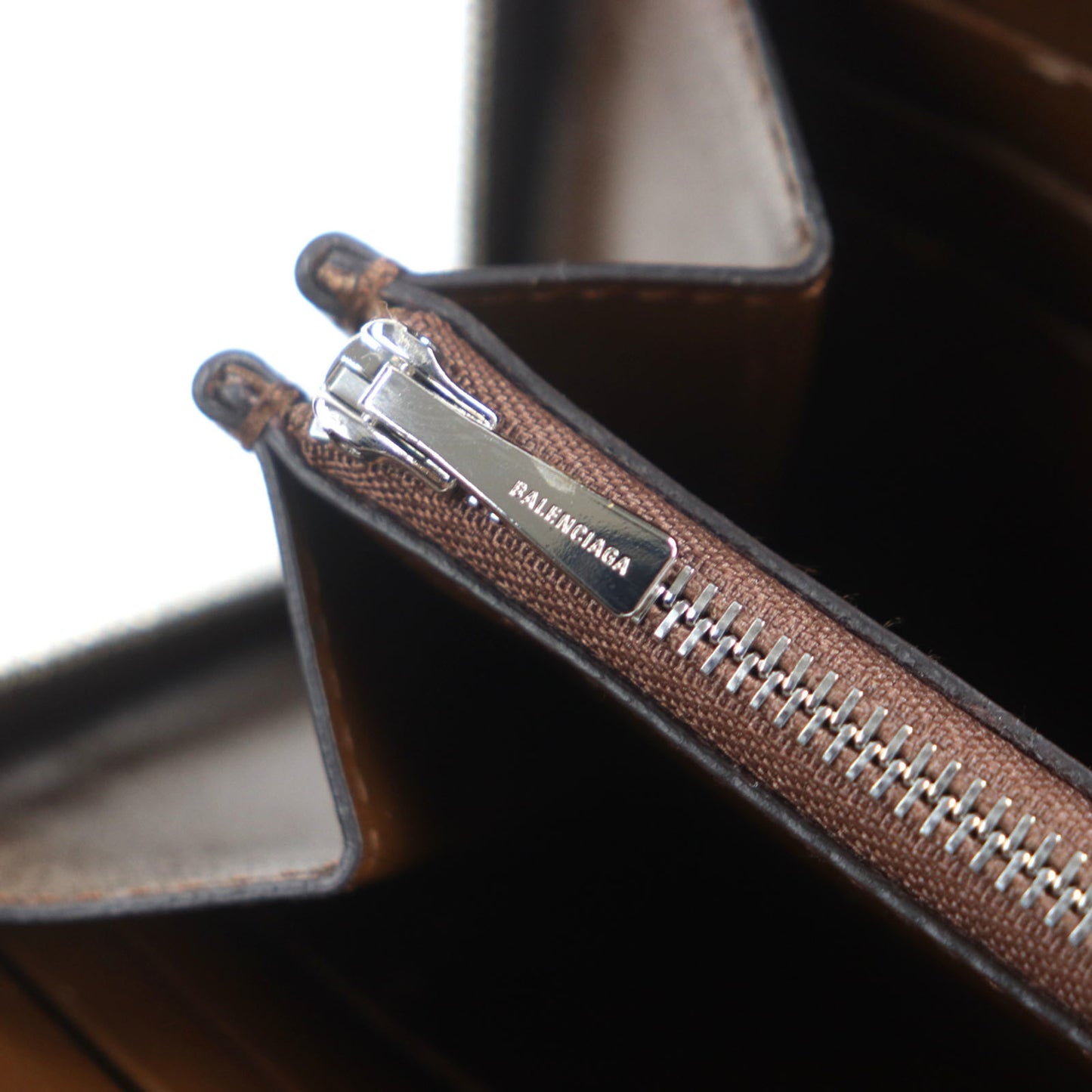 Gucci Balenciaga The Hacker Project Neoclassic Canvas And Leather Gg Print Round Zip Wallet