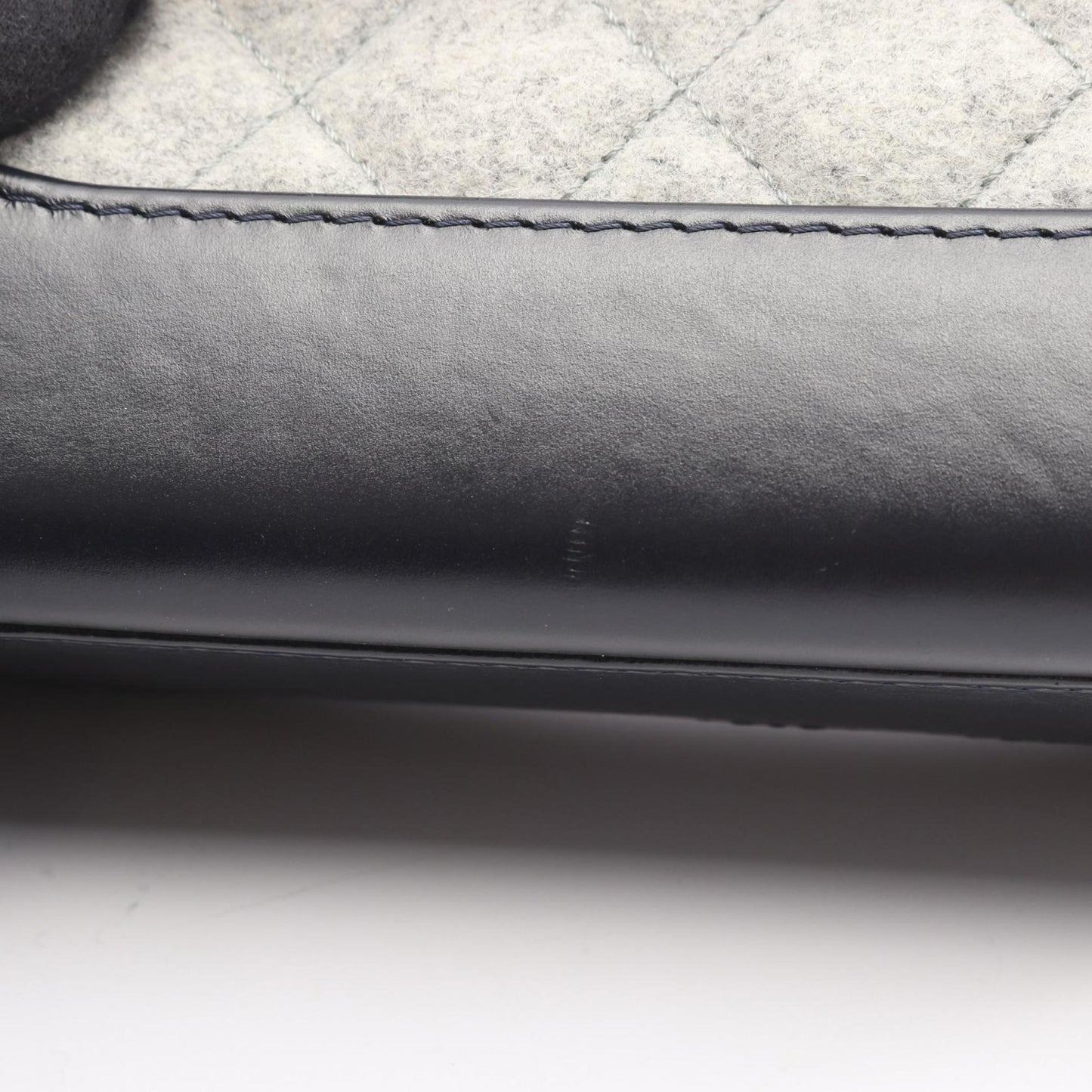 Leather - Chanel Shoulder Bag Wool