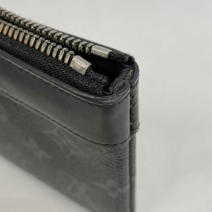 Louis Vuitton Monogram Eclipse Discovery Pm Pouch M44323 Black