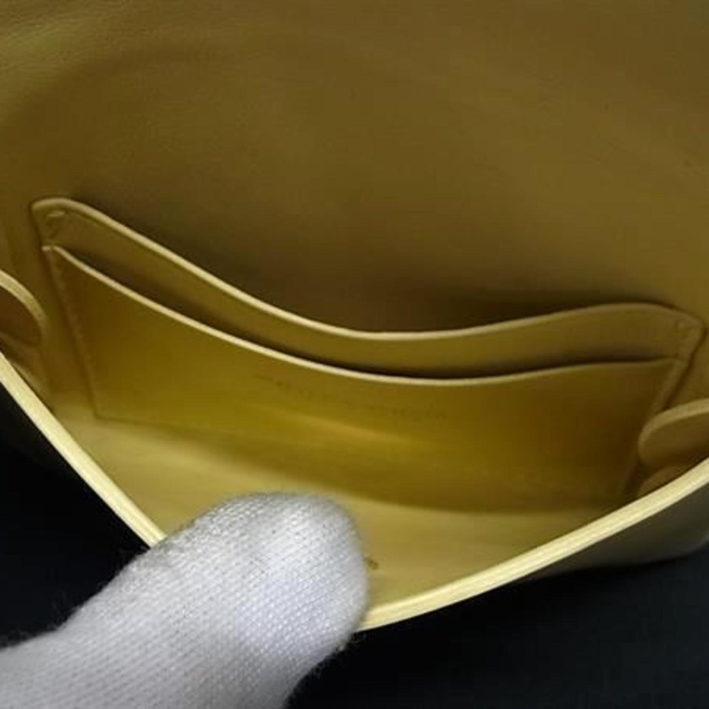 Bottega Veneta Triangle Wallet/Coin Case 651446 Pastel Yellow Leather Turn Lock