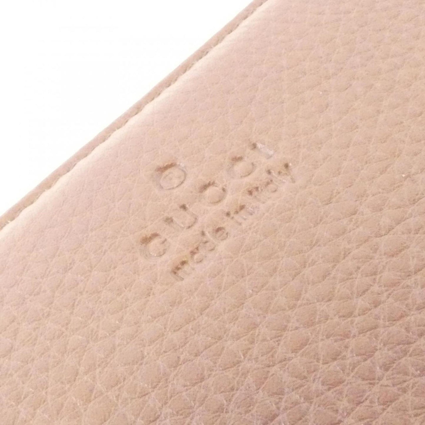 Gucci 307984 A7M0G Wallet