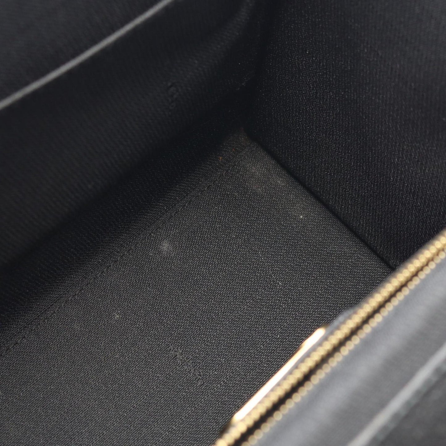 Fendi Fendi Handbag Bag Fabric Leather