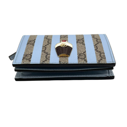 Gucci Gg Supreme Ice Cream Bifold Compact Wallet In Beige And Light Blue Leather