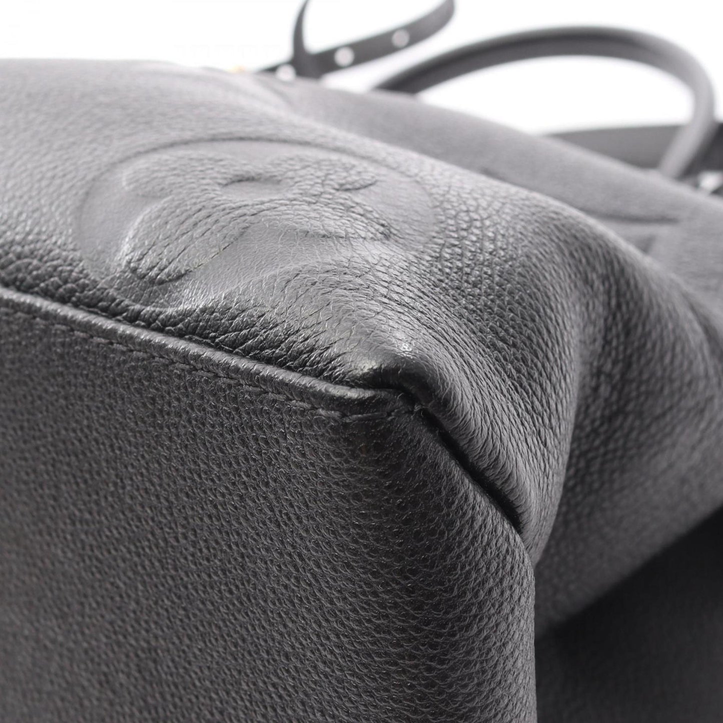 Louis Vuitton Grand Palais Mm Handbag