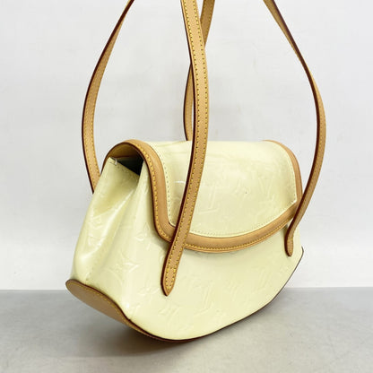 Louis Vuitton Vernis Bisque Bay Pm Shoulder Bag M91187 Pearl