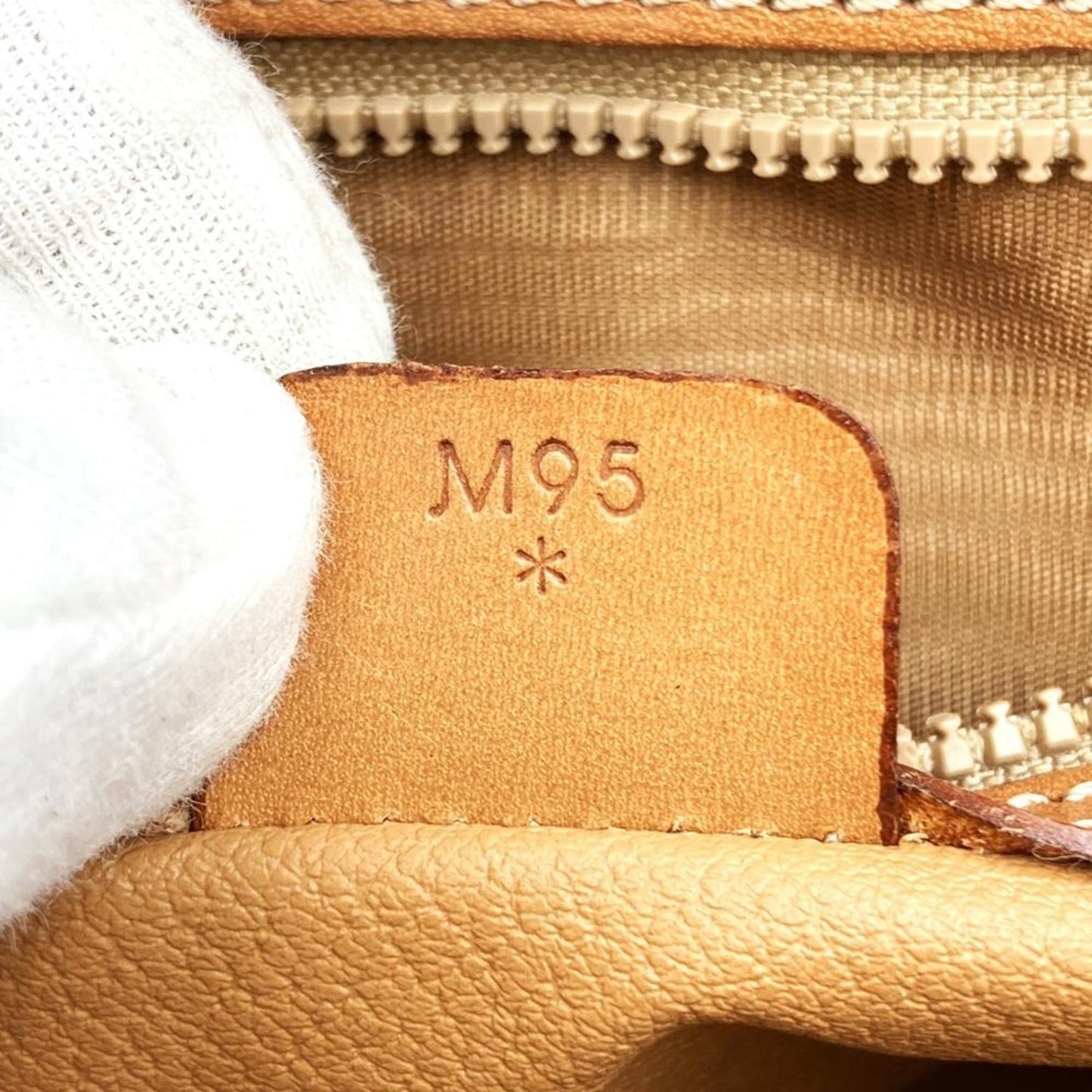 Celine M95 Handbag In Macadam Brown Leather