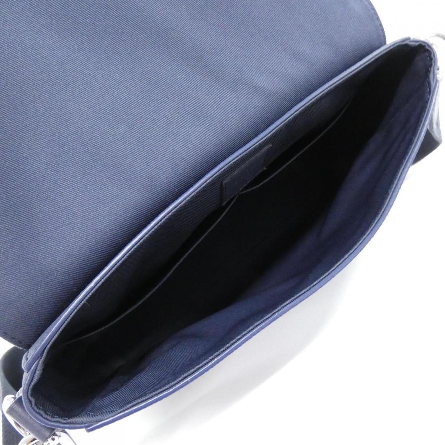 Louis Vuitton Lv Aerogram Takeoff Messenger Shoulder Bag M23709