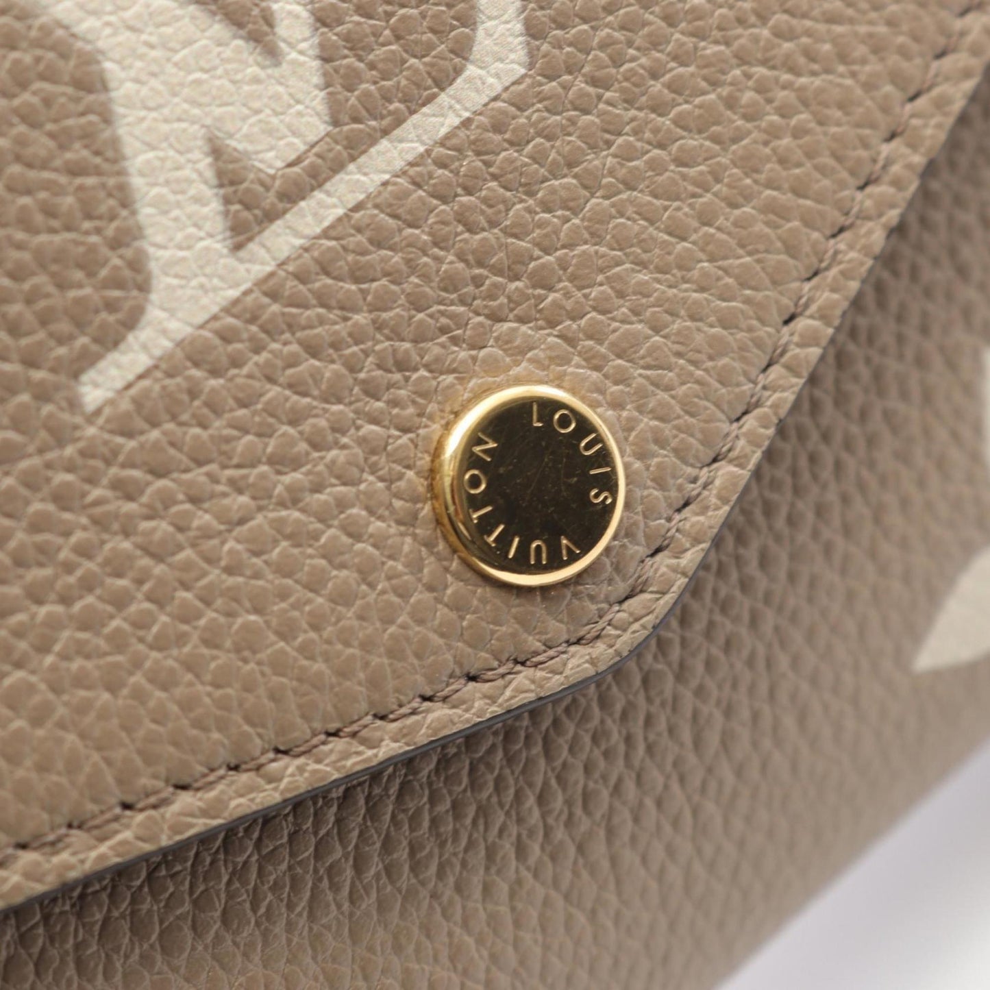 Louis Vuitton Portefeuille Sarah Bifold Long Wallet