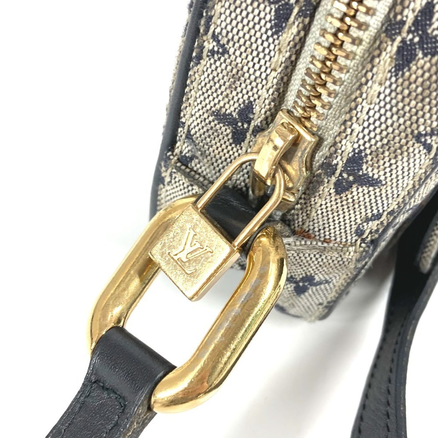 Louis Vuitton M92217 Monogram Mini Juliette Pochette Shoulder Bag In Canvas
