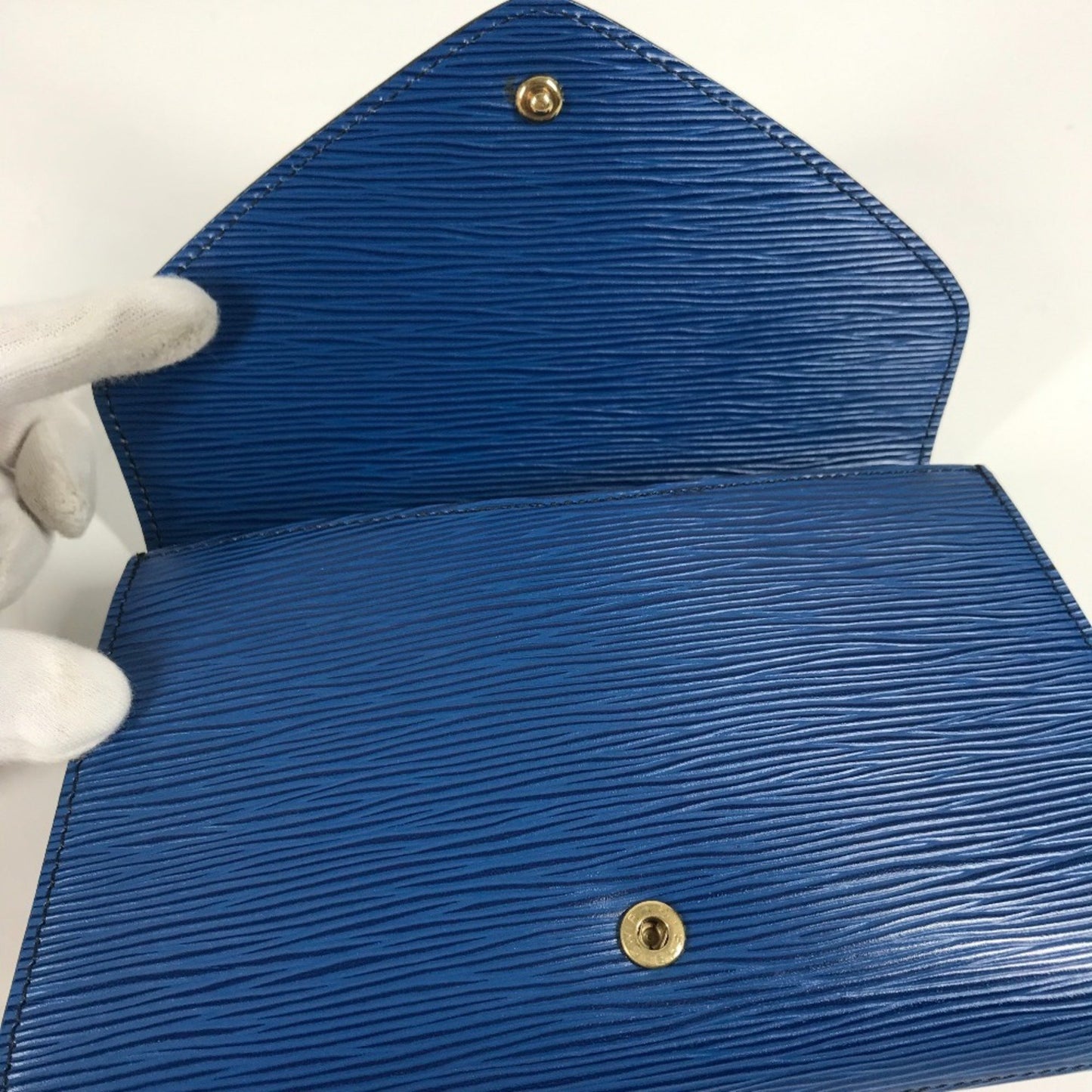 Louis Vuitton M52635 Epi Art Deco Pouch/Clutch Bag In Leather