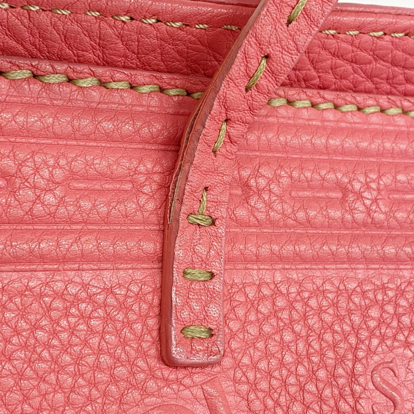 Fendi Selleria Leather Tote Bag In Pink