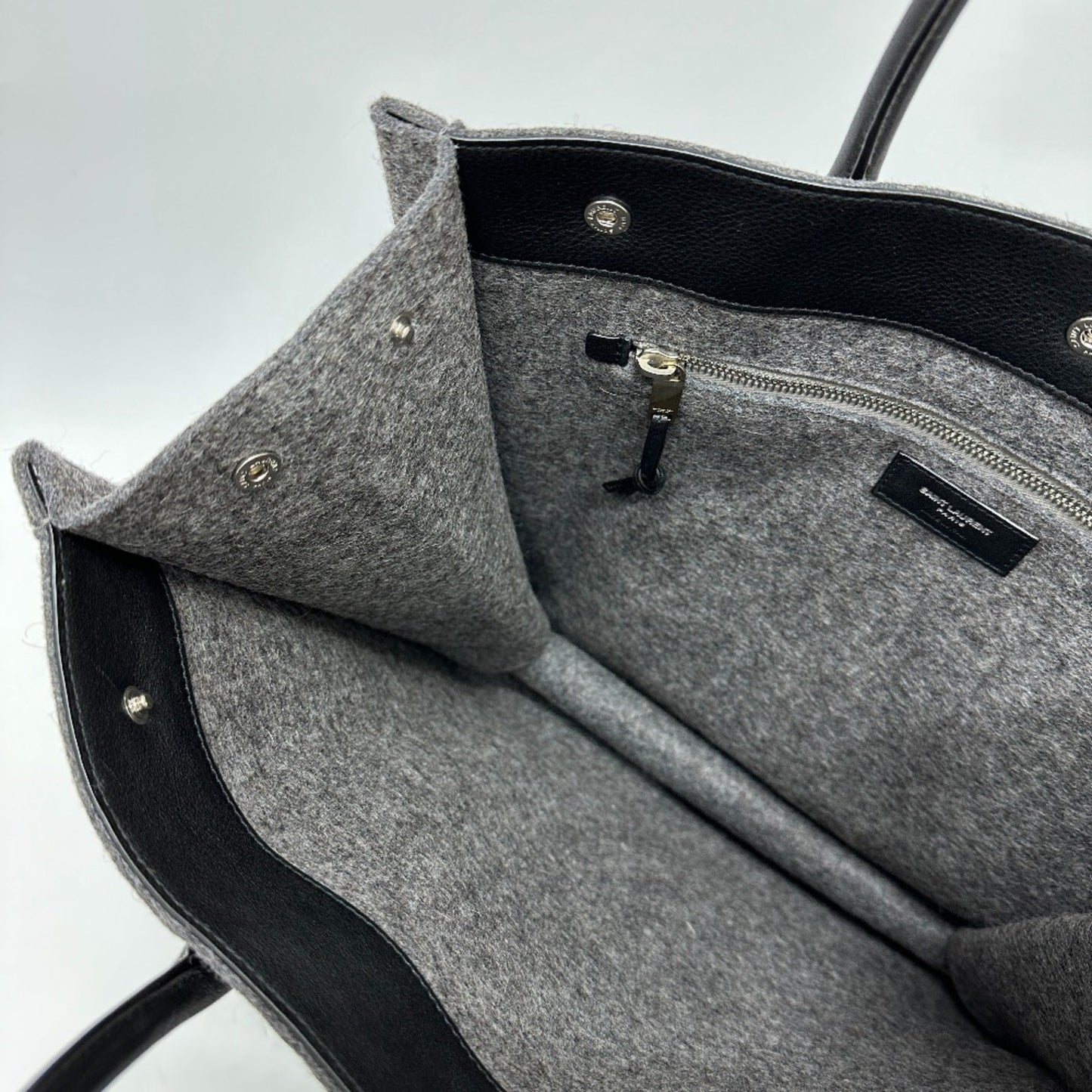 Saint Laurent Paris 632539 Shoulder Bag Hand Bag Bag Tote Bag Gray Black