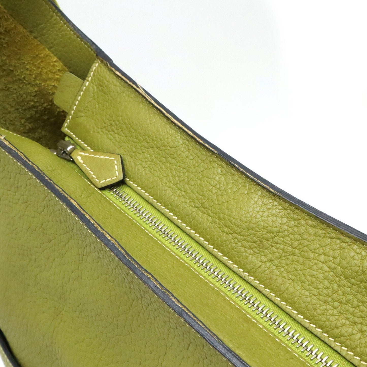 Hermes Hermes Good News Gm Shoulder Bag Taurillon Clemence Anise Green ?L Engraved