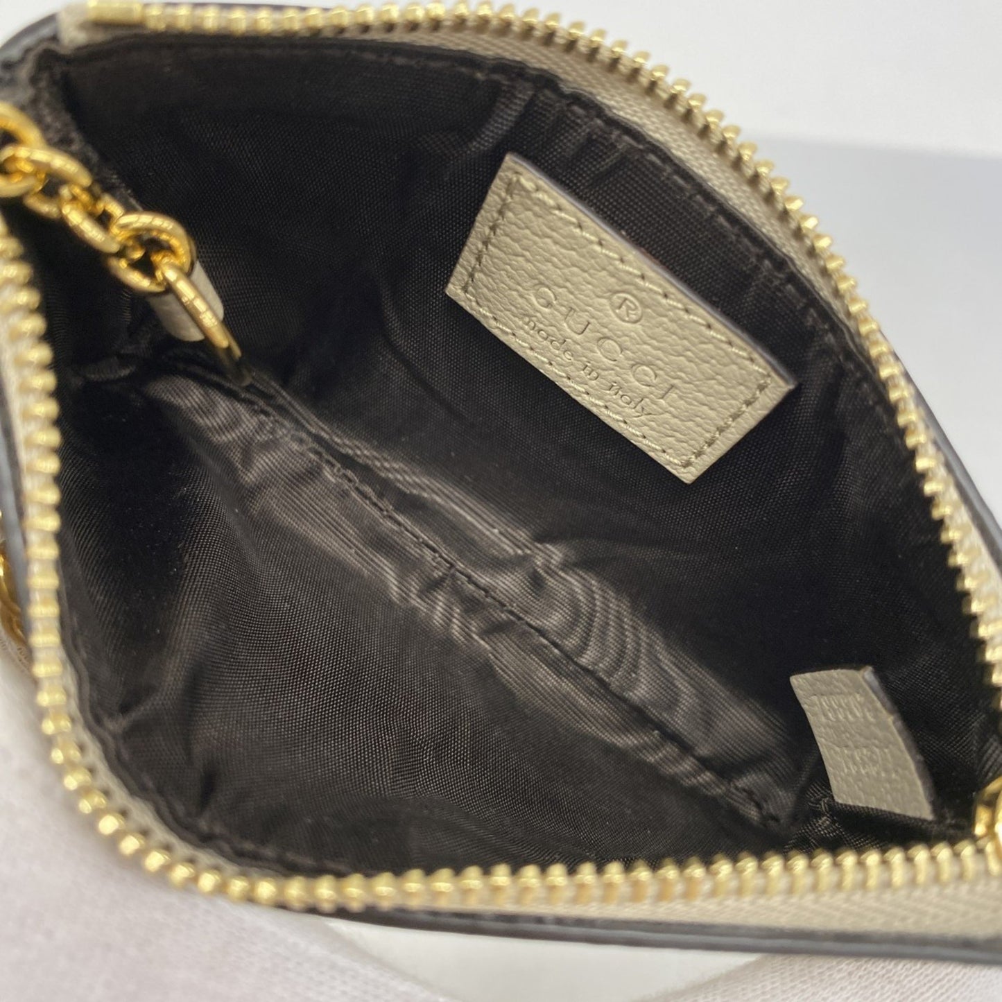 Gucci Gg Supreme Wallet/Coin Case 772321 Ivory