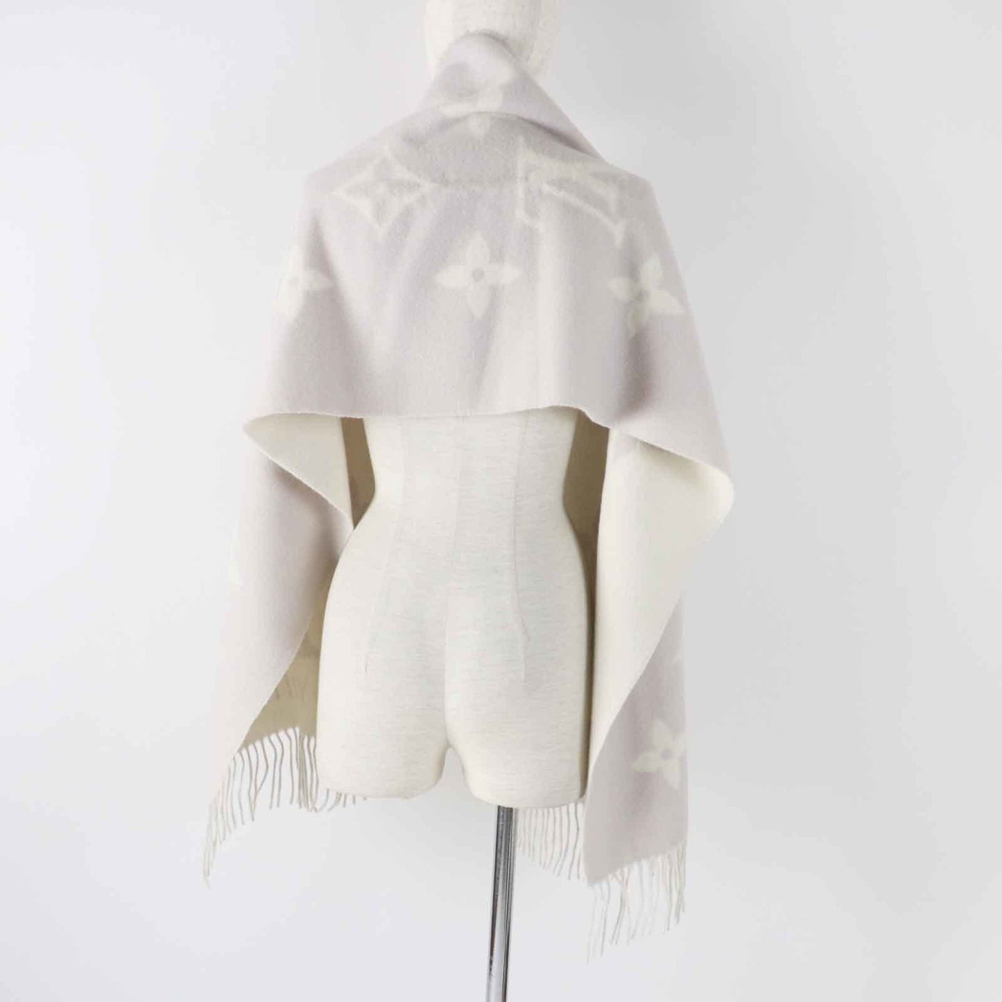 Louis Vuitton 2023 Louis Vuitton M78909 Reykjavik Scarf