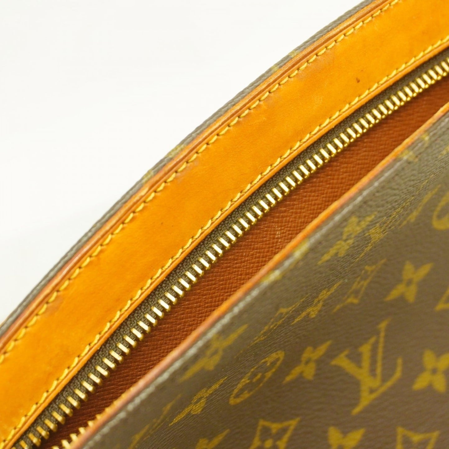 Bag Louis Vuitton Shoulder