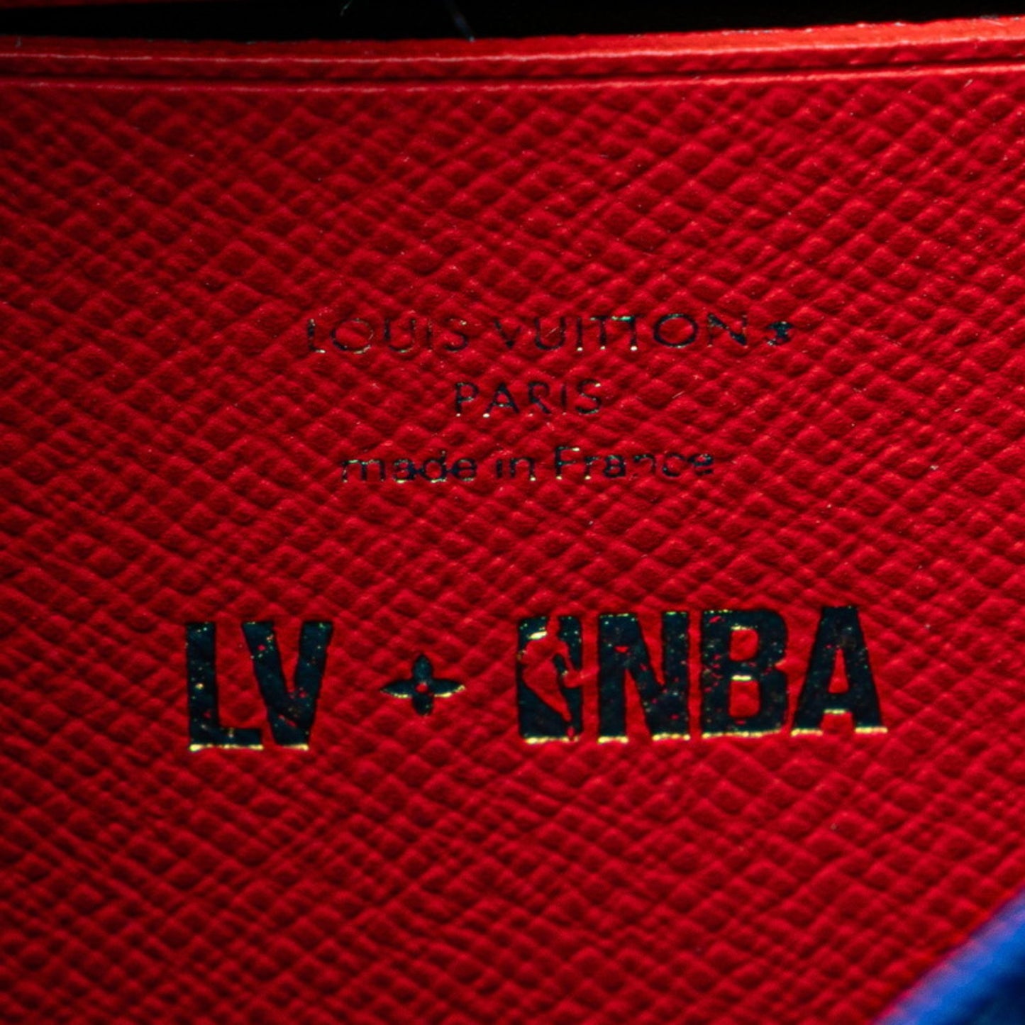 Louis Vuitton X Nba Monogram Soft Trunk Phone Box Crossbody Shoulder Bag Body M80102 White Brown