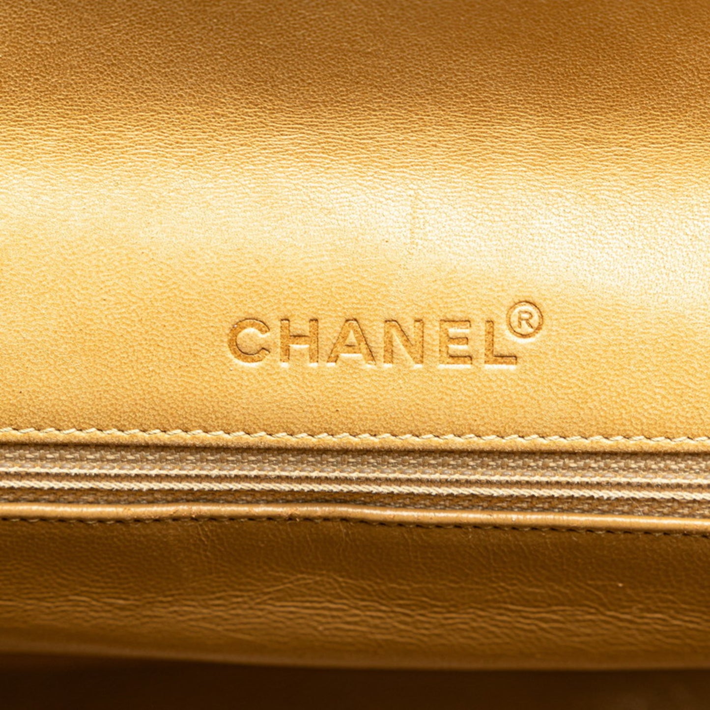 Chanel Wild Stitch Chocolate Bar Chain Shoulder Bag In Beige Lambskin