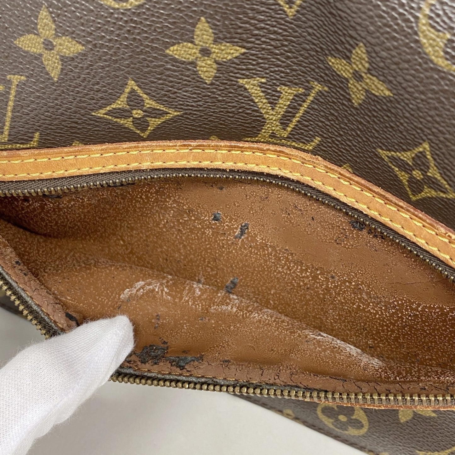 Louis Vuitton Monogram Saint-Germain 28 Shoulder Bag M51207 Brown