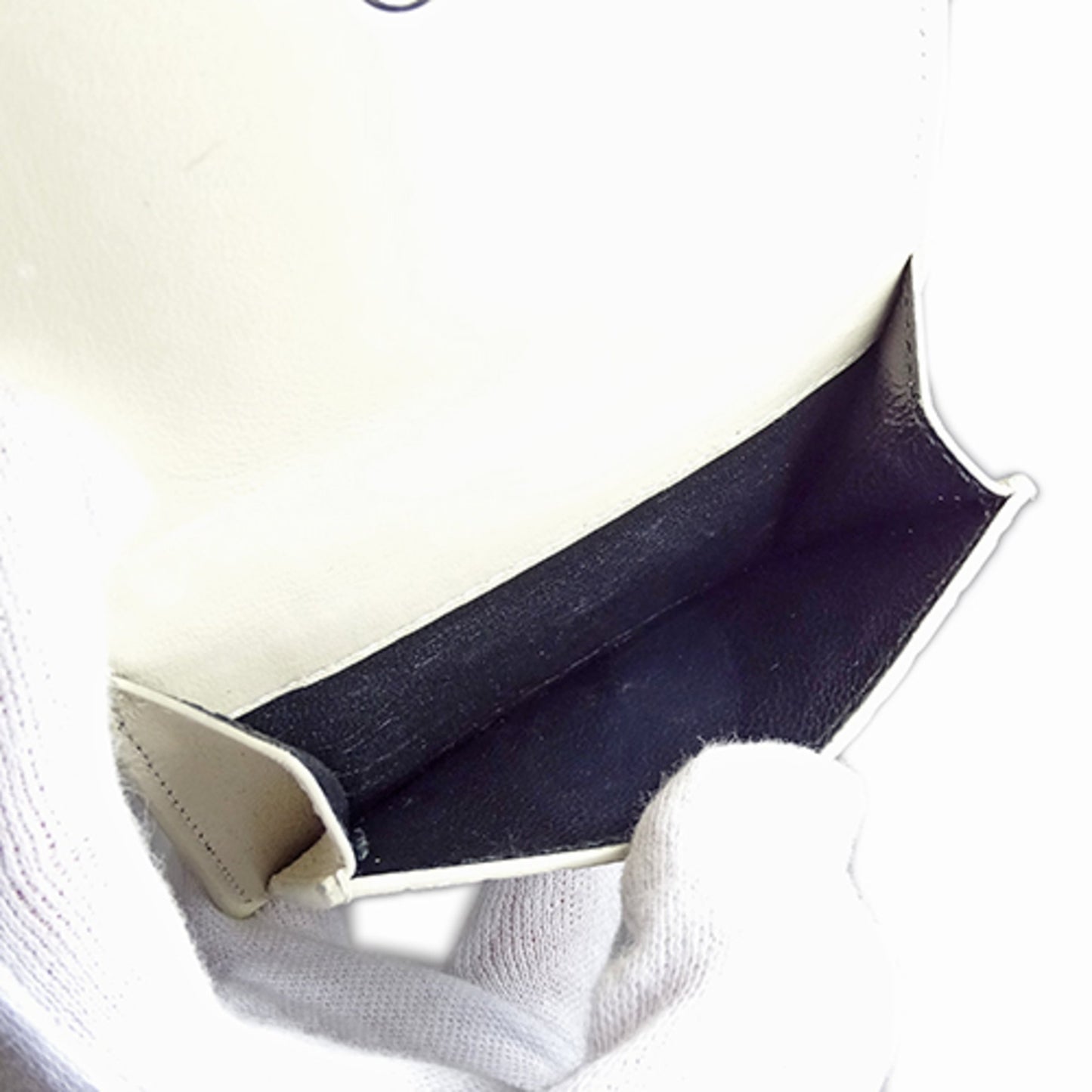 Saint Laurent Women'S Tri-Fold Wallet In Crocodile Embossed Leather