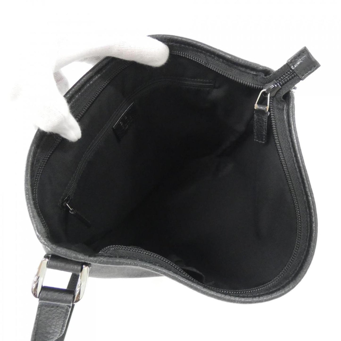 Gucci 268642 Shoulder Bag