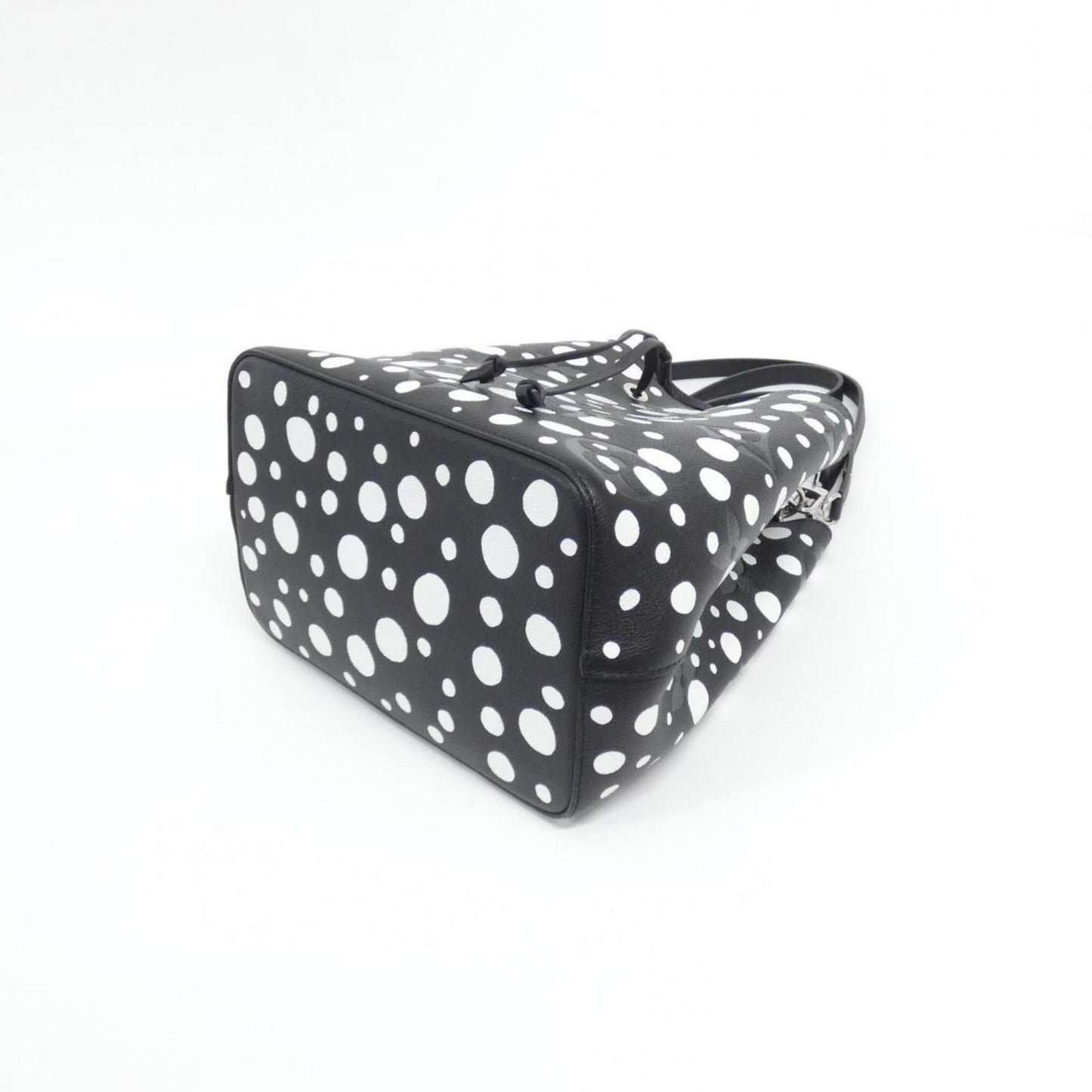 Louis Vuitton Monogram Empreinte (Lv X Yk) Neo Noe Mm M21753 Shoulder Bag