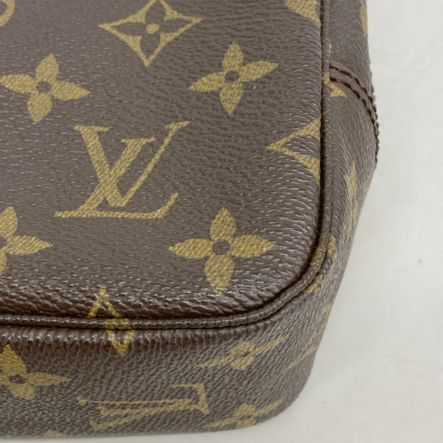 Louis Vuitton Monogram True Toilet 23 Pouch M47524 Brown