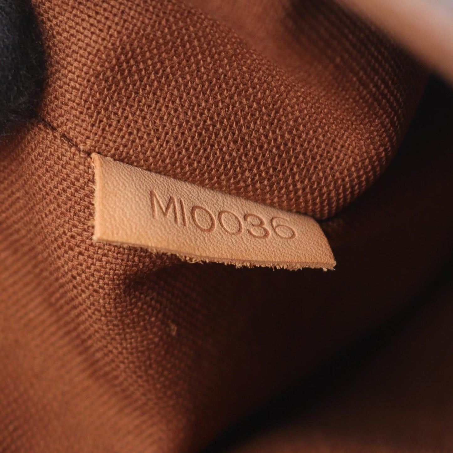 Louis Vuitton Bosphore Messenger Pm Shoulder Bag