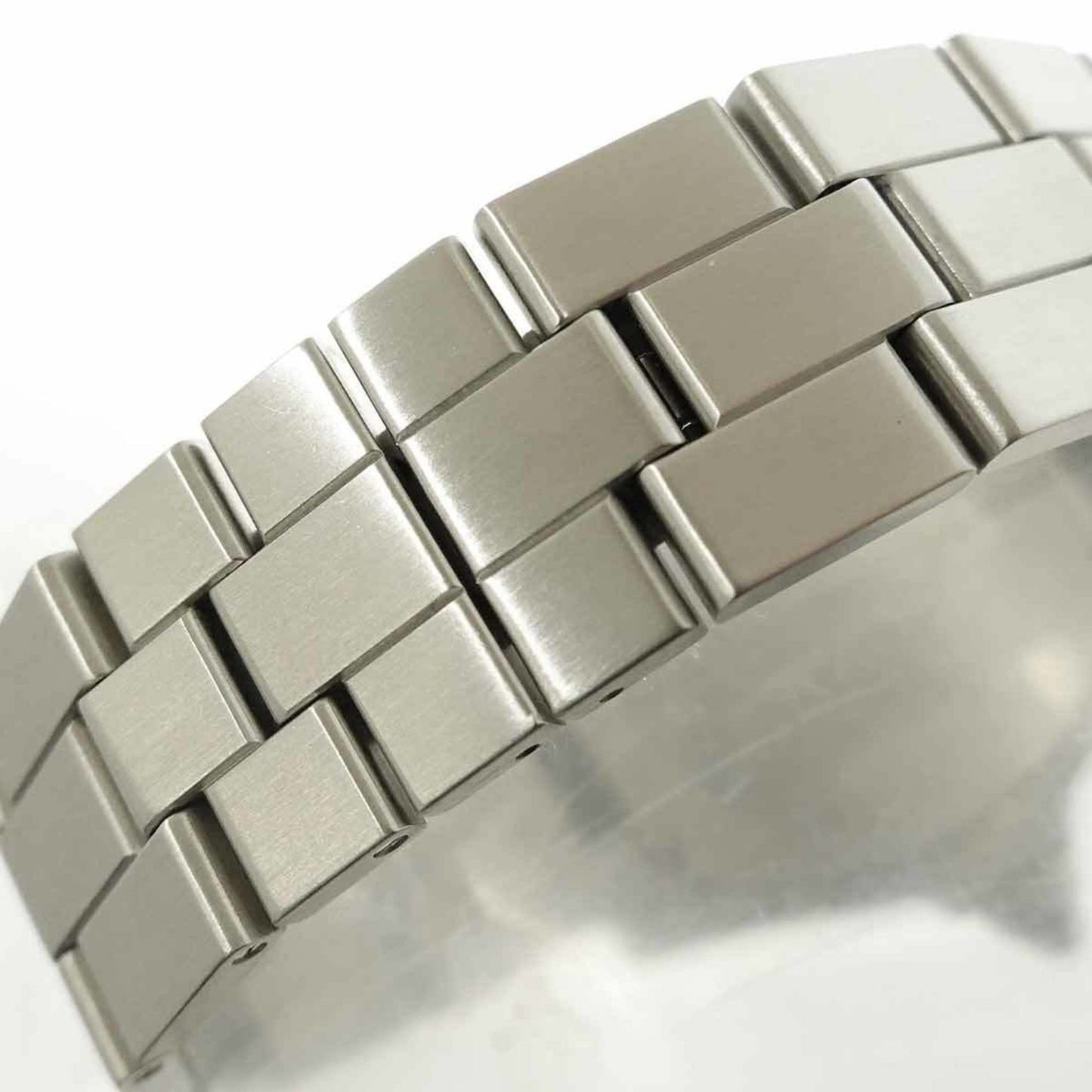 Cartier Roadster Lm W6206017 Men'S Watch With Date Display