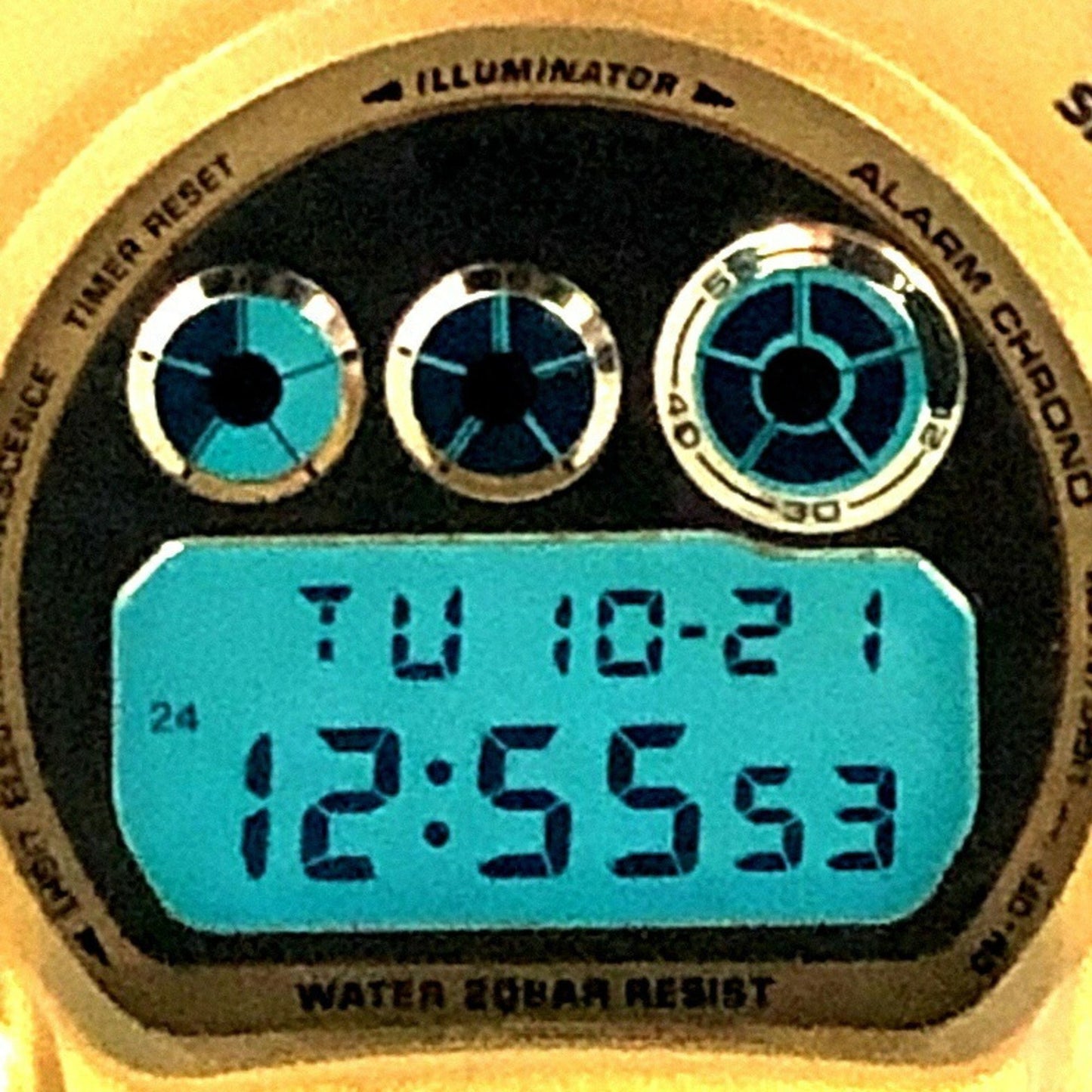 G-Shock Casio Dw-6900Gd-9 Crazy Gold Watch With Mirror Dial And Dark Dial