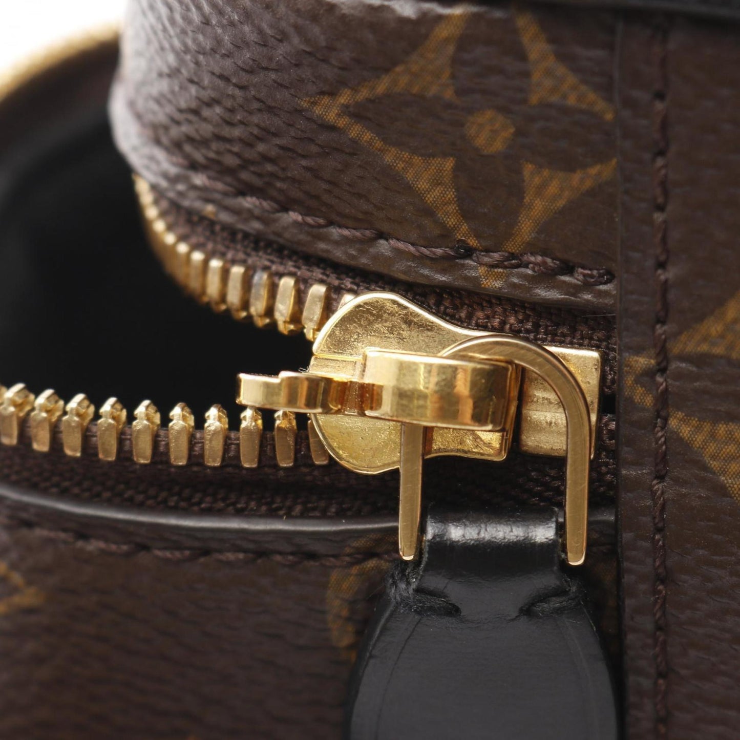 Louis Vuitton Vanity Nv Pm Monogram Reverse Handbag